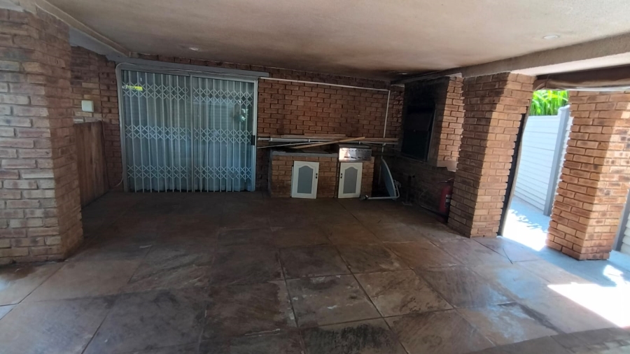 4 Bedroom Property for Sale in Cashan North West